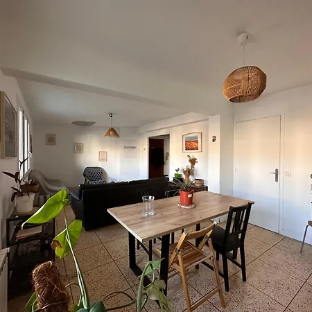 Quarto em Acomodações Particulares Dans Grand - Centre-ville